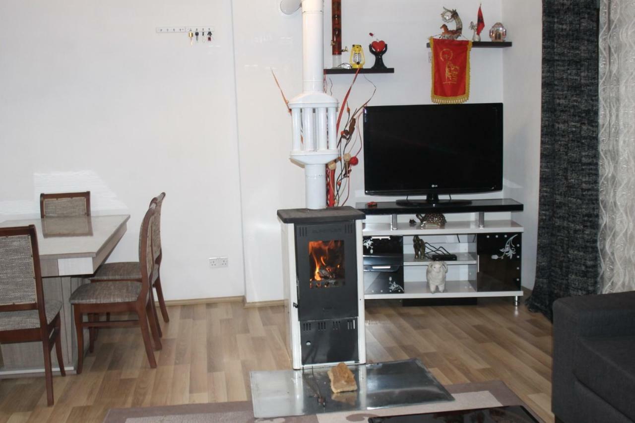 Kings Apartment *